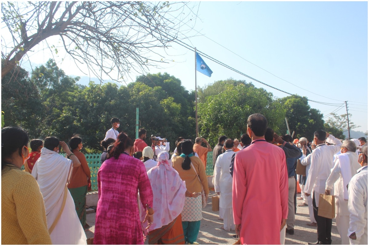 ऋषिकेश में जुटे देशभर के बुद्धिजीवी और साधु-संत, बोले-आध्यात्म से ही 'वसुधैव कुटुम्बकम' को मिलेगी असली पहचान 3 Maharishi Arvind Foundation, Rishikesh, महर्षि अरविंद फाउंडेशन, ऋषिकेश