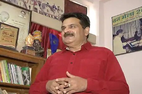 डबास ने पार्टी के प्रदेश उपाध्यक्ष चंद्रप्रभाष शेखर को पत्र लिखकर अपने निष्कासन का कारण पूछा है.