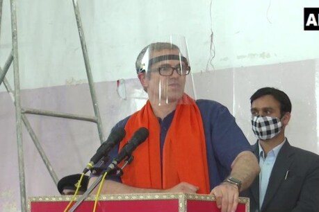 अनुच्छेद 370 हटाए जाने के बाद उमर अब्दुल्लाह को नजरबंद कर दिया गया था. (फोटो:ANI/Twitter)