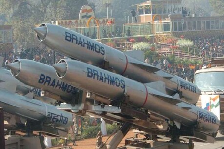 BrahMos में से Brah का मतलब 'ब्रह्मपुत्र' और Mos का मतलब 'मोस्कवा'.