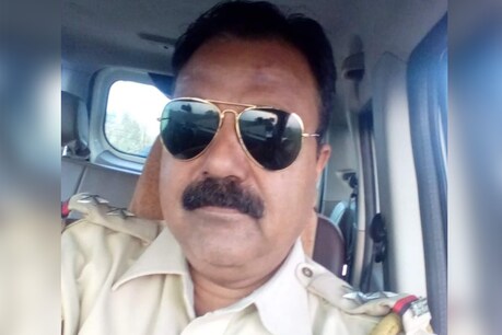 उच्चैन थानाधिकारी होशियार सिंह.