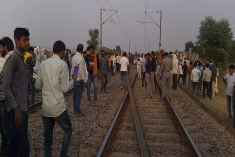 यहां बैंसला के पुत्र विजय सिंह बैंसला के नेतृत्व में गुर्जर समाज आंदोलन कर रहा है.