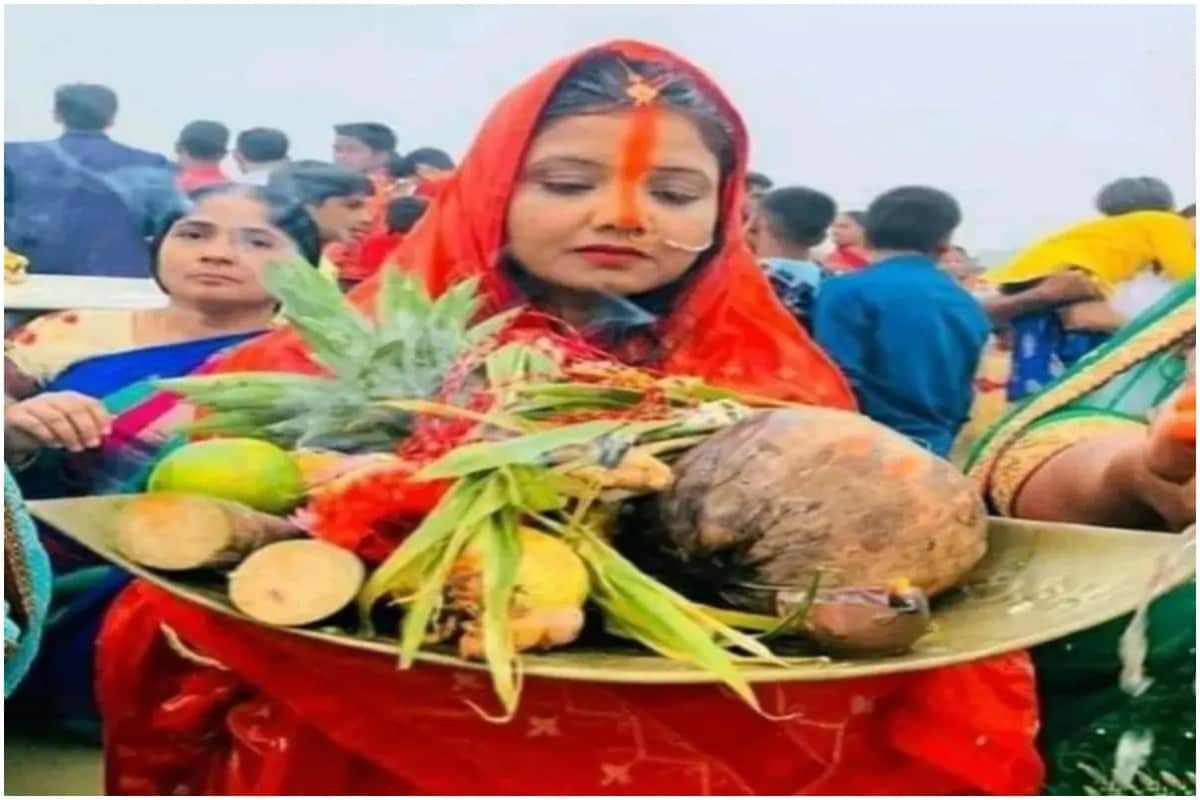 सूर्य को अर्घ्य के साथ छठ पूजा का समापन आज, जानें मुहूर्त और उषा अर्घ्य महत्व