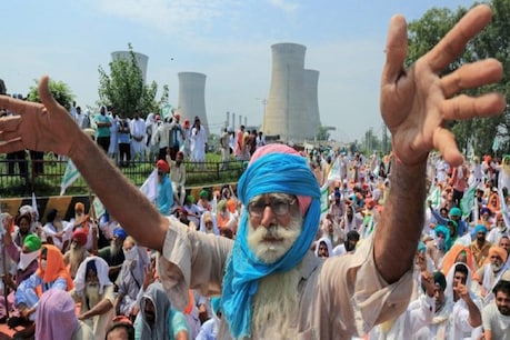 किसान आंदोलन को लेकर राजधानी दिल्ली में सियासी त​पिश बढ़ती जा रही है.  (Photo: PTI)