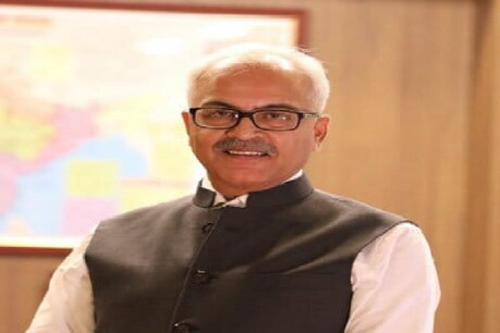केंद्रीय गृह सचिव अजय भल्ला