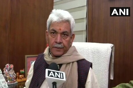 फाइल फोटोः एलजी मनोज सिन्हा ने इस मौके पर 'गॉर्ड ऑफ ऑनर' का नेतृत्व किया.