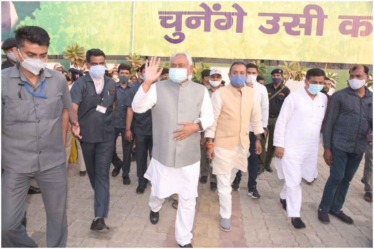 nitish kumar oath ceremony, new cabinet in nitish kumar gov, nitish government, bihar government, prem kumar, minister mangal pandey, minister nand kishore yadav, bijendra prasad yadav, nitin navin, nitish mishra, surendra mehta, sushil kumar modi, Sanjay Paswan, बिहार में नई सरकार, नीतीश सरकार, नीतीश सरकार मंत्रिमंडल, नीतीश सरकार शपथ ग्रहण, नीतीश सरकार के नए चेहरे कौन-कौन, नीतीश कुमार मंत्रिमंडल में कौन कौन लोग शामिल होंगे
