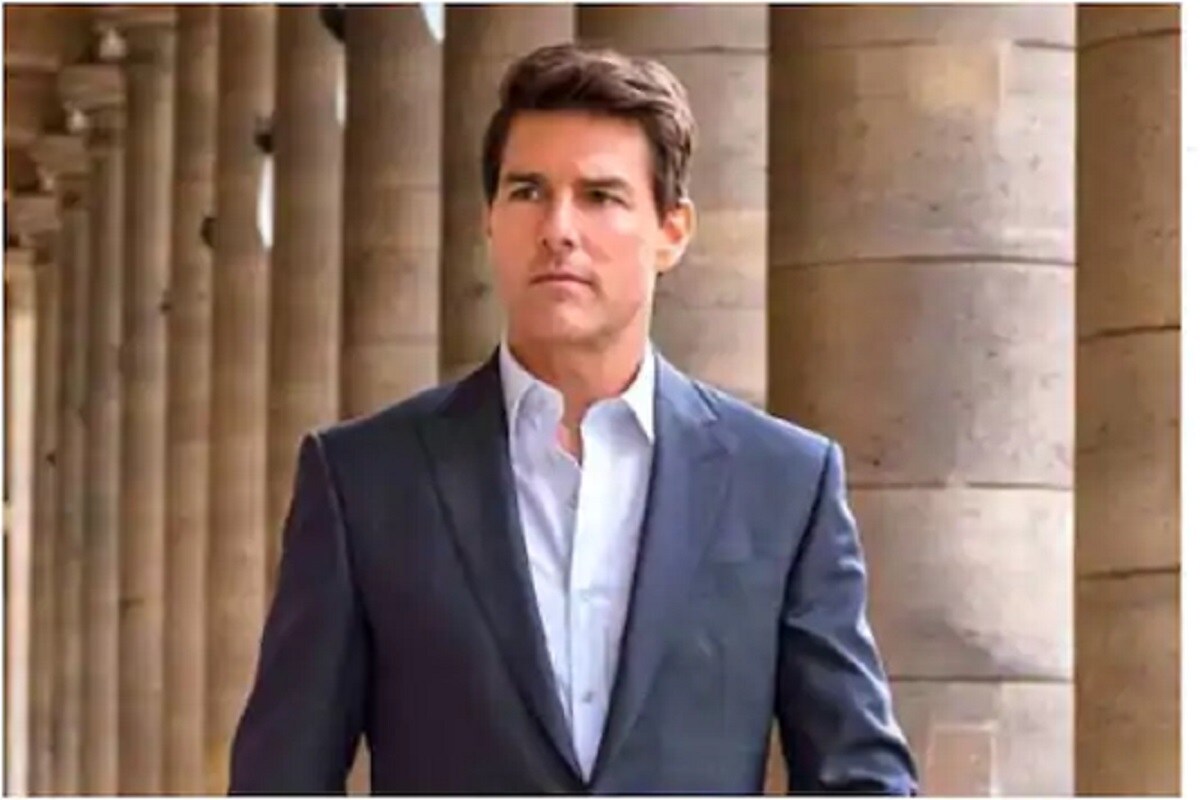 tom cruise, Film shooting, Heroine, ISS, Space