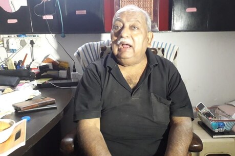 मशहूर शायर मुनव्वर राणा पर FIR (file photo)
