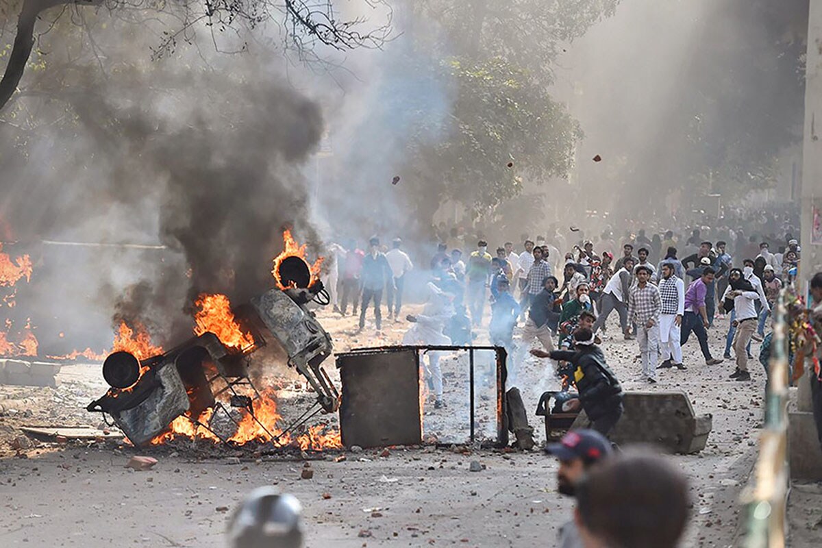 दिल्ली दंगा: जिस मामले को पुलिस ने किया था बंद, उस पर FIR और जांच के आदेश