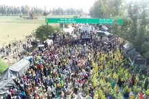 PHOTOS: किसानों की चेतावनी- चाहे बैरियर तोड़ना पड़े या पैदल जाना पड़े, दिल्ली जरूर जाएंगे