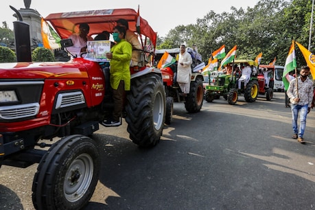 किसानों में नाराजगी व्याप्त है. (Pic- AP)