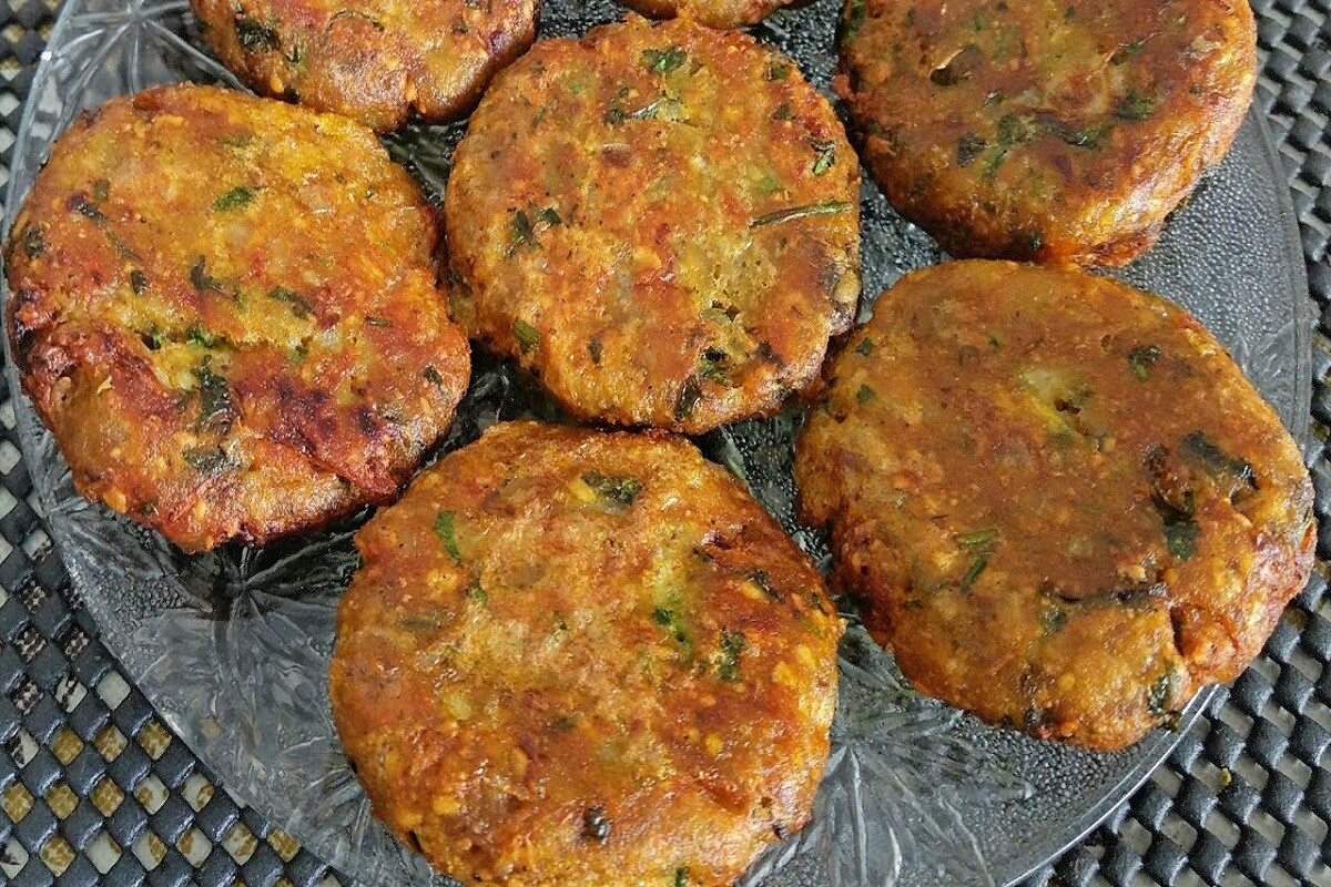 Kebab-E-Kela Recipe: इस दिवाली बनाएं कबाब-ए-केला, भूलेंगे मटन कबाब