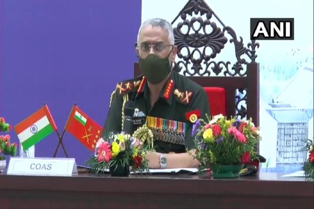 सेनाध्यक्ष ने कहा, बर्फ के स्तर में वृद्धि से पहले घुसपैठ की कोशिश की जा रही है.