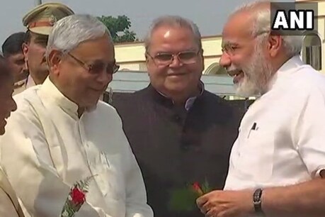 पीएम मोदी ने ट्वीट कर नीतीश कुमार को मुख्यमंत्री पद की शपथ लेने पर बधाई दी. (फाइल फोटो)