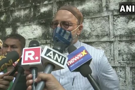 ओवैसी ने साधा निशाना. (Pic- ANI)