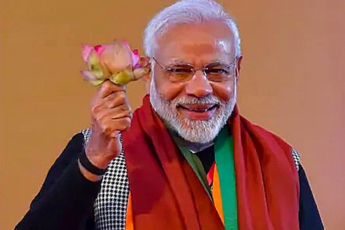 काशी में PM मोदी का होगा भव्य स्वागत, कश्मीर से आई 200 कुंतल फूलों की खेप