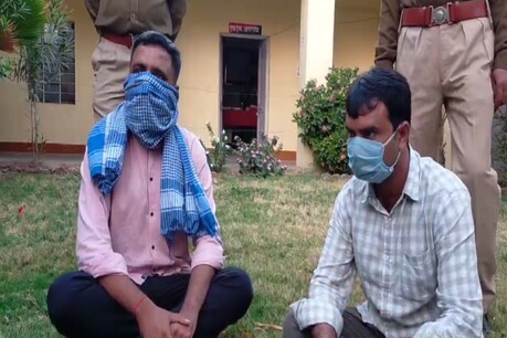 पुलिस संदिग्धों से पूछताछ कर रही है.