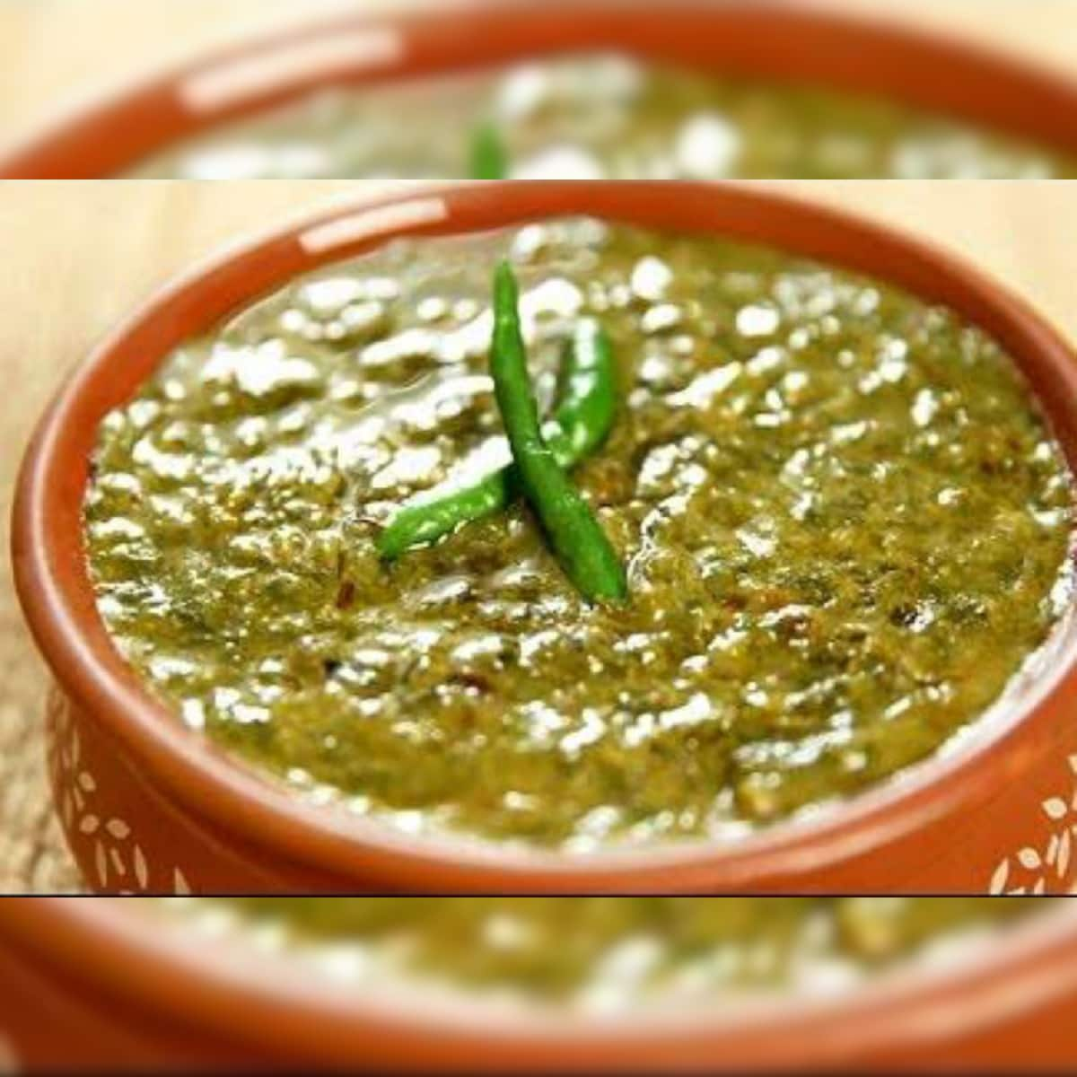 Sarson Ka Saag Recipe made with different saag and butter in winter pur –  News18 हिंदी