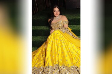 तबियत बिगड़ने के बाद उन्हें अस्पताल में भर्ती कराया गया था. अक्टूबर के पहले हफ्ते में वो ठीक होकर घर लौट आई थीं. (फोटो: हिमांशी खुराना के इंस्टाग्राम से)