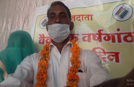 मतदाताओं को प्रोत्साहित करने के लिए आदर्श मतदान केंद्रों पर तमाम व्यवस्था की गयीं हैं.