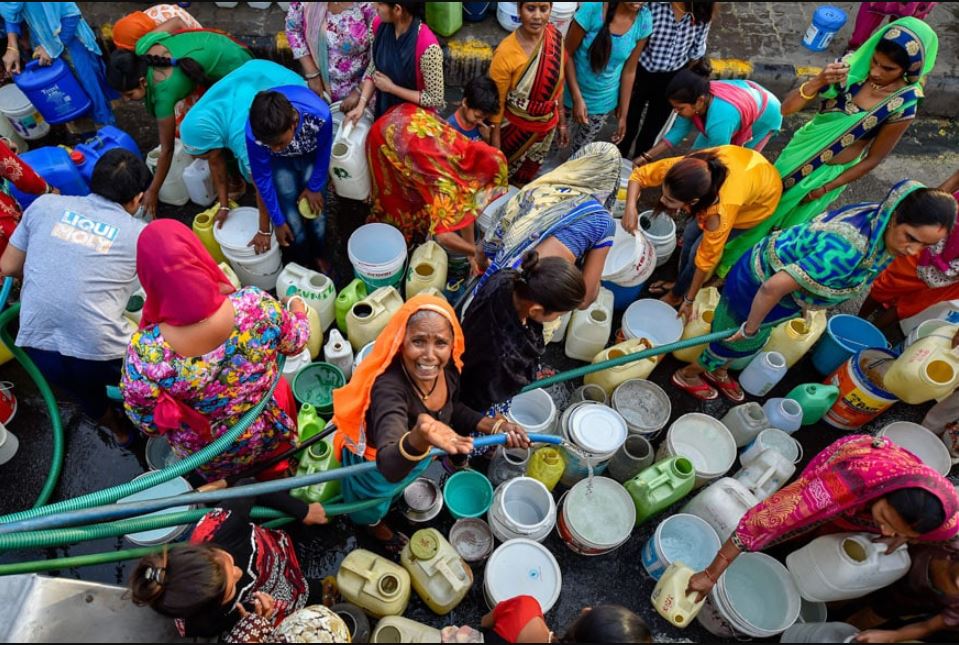 water crisis in india, water crisis worldwide, urban water crisis, smart city plan, भारत में जलसंकट, दुनिया में जलसंकट, शहरी जलसंकट, स्मार्ट सिटी प्रोजेक्ट