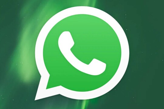 WhatsApp यूज़र्स का फोन नंबर पब्लिक सर्च में आ गया है.