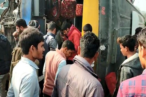 मोतिहारी में बस एक्सीडेंट में 20 से अधिक यात्री जख्मी. मोतिहारी में बस एक्सीडेंट में 20 से अधिक यात्री जख्मी.