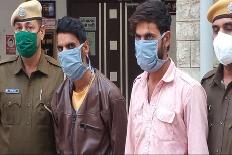 दोनों भाई ईशाक को एक बोरी में डालकर मोटरसाइकिल से अलसीगढ़ के जंगल में ले गये. वहां पेट्रोल डालकर उसे जिंदा जला दिया.