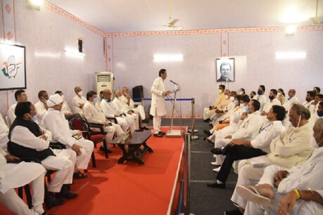 कांग्रेस का सर्वे 2019 के लोकसभा और 2020 के विधानसभा उपचुनाव में फेल हो चुका है.