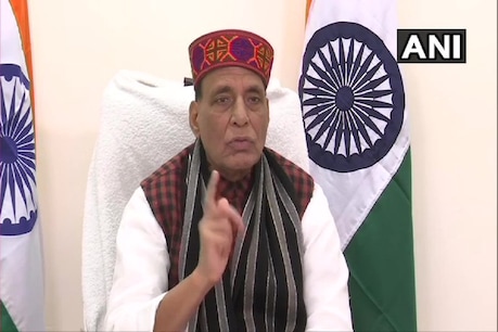 रक्षामंत्री राजनाथ सिंह ने कहा कि कोई भी मां का लाल किसानों से उनकी जमीन नहीं छीन सकता है. फोटो- ANI