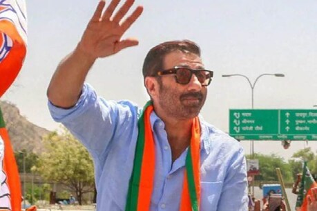 सनी देओल पंजाब के गुरदासपुर से भारतीय जनता पार्टी के सांसद हैं. (PTI)
