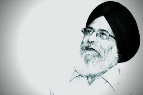 पंजाबी कवि सुरजीत पातर. (तस्वीर पंजाबी न्यूज़18 से साभार)
