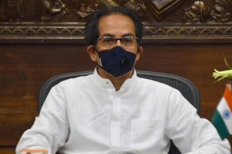उद्धव ठाकरे ने कहा कि हम आपके साथ कभी नाइंसाफी नहीं होने देंगे (Photo -PTI)