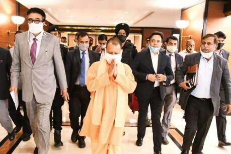 सीएम योगी कल जाएंगे आगरा (file photo)