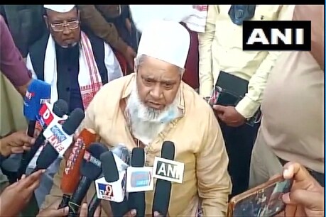 AIUDF प्रमुख ने असम के मुख्यमंत्री पर गंभीर आरोप लगाए हैं. (फोटो साभारः ANI)