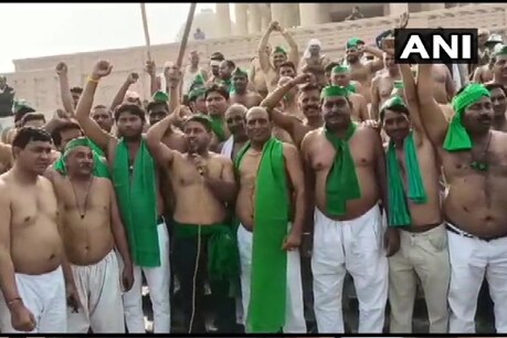 केंद्र के तीन नए कृषि कानूनों के खिलाफ किसानों का आंदोलन रविवार को 11वें दिन भी जारी है.