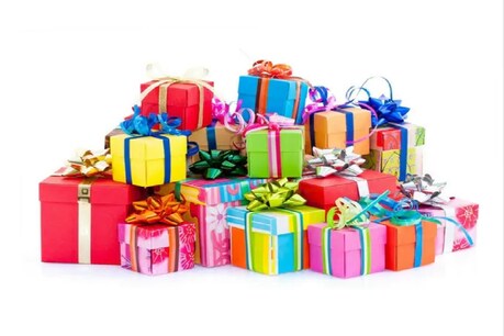 Christmas 2020: इस बार उपहार में बांटें खुशियां...