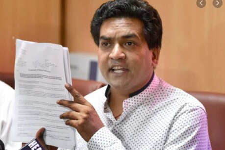 कपिल मिश्रा ने दिल्ली की शिक्षा पर उठाए सवाल.
