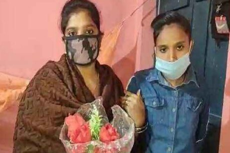 दोनों बहनों ने न्यूयॉर्क की अंजलि चक्रवर्ती और सूफी सन्डल्स लैसबियन कपल (Lesbian Couple) से प्रभावित होकर अपने प्यार को मुकाम तक पहुंचाने की ठानी है.
