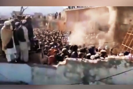घटना का वीडियो सोशल मीडिया पर वायरल हो रहा है. (तस्वीर-ANI)