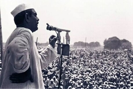 1988 में मेरठ में 44 दिनों तक चले टिकैत की अगुवाई में किसानों के धरने के बाद किसानों के आंदोलन करने की शैली को एक खास हथियार मिला.