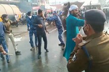 पटना में पप्पू यादव का प्रदर्शन, पुलिस ने जाप कार्यकर्ताओं पर भांजी लाठियां