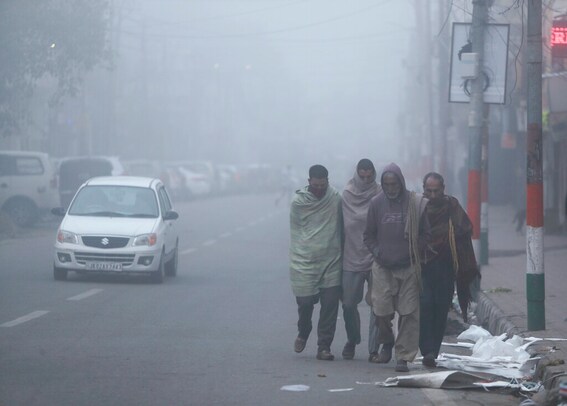 Weather Update:उत्तर भारत में कड़ाके की ठंड, आने वाले दिनों में ऐसा रहेगा मौसम Weather Update:उत्तर भारत में कड़ाके की ठंड, आने वाले दिनों में ऐसा रहेगा मौसम