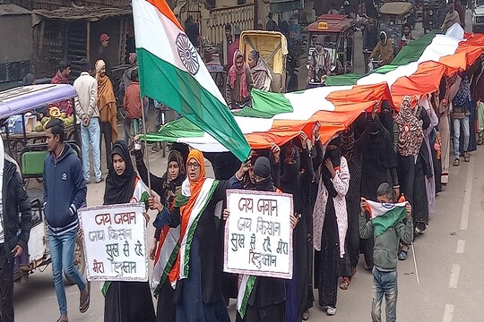 किसान बिल के समर्थन में मुंगेर में निकलाी गई तिरंगा यात्रा.