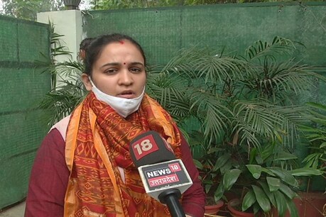 मुलायम सिंह की छोटी बहू अपर्णा यादव ने कहा कि उन्हें स्वदेशी कोरोना वैक्सीन विकासित करने वाले डॉक्टरों और वैज्ञानिकों पर गर्व है