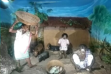 आदिम जनजाति बिरहोर की मॉडल तस्वीर