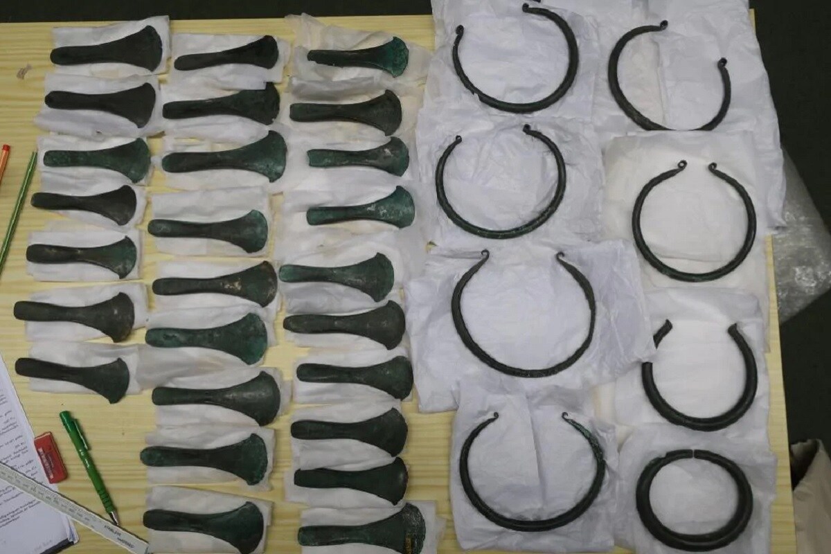 , Bronze Age, Europe, Central Europe, Currency, Standard currency, rings, ribs, axe blade