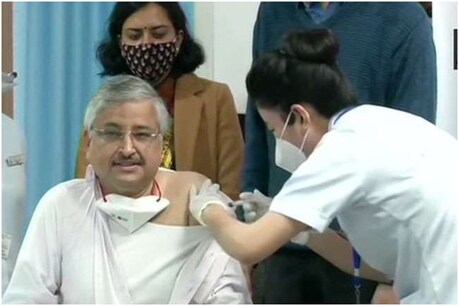 एम्स के डायरेक्टर रणदीप गुलेरिया