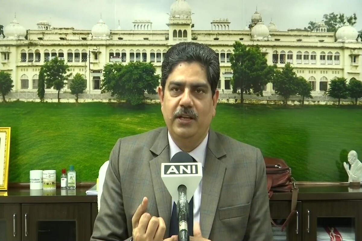 अब पढ़ाई के साथ-साथ हो सकेगी कमाई, लखनऊ यूनिवर्सिटी ने लॉन्च की 'कर्मयेागी योजना' 15 LU2